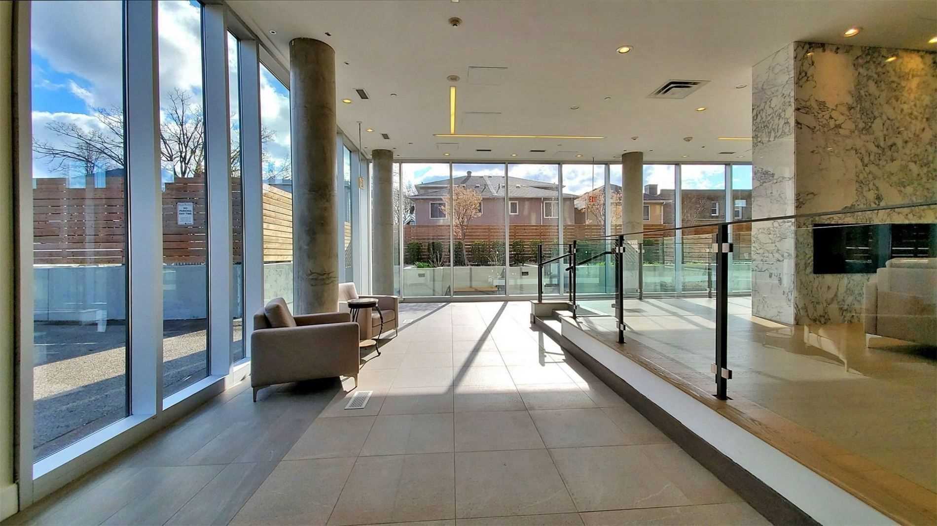 2055 Danforth Ave, #307