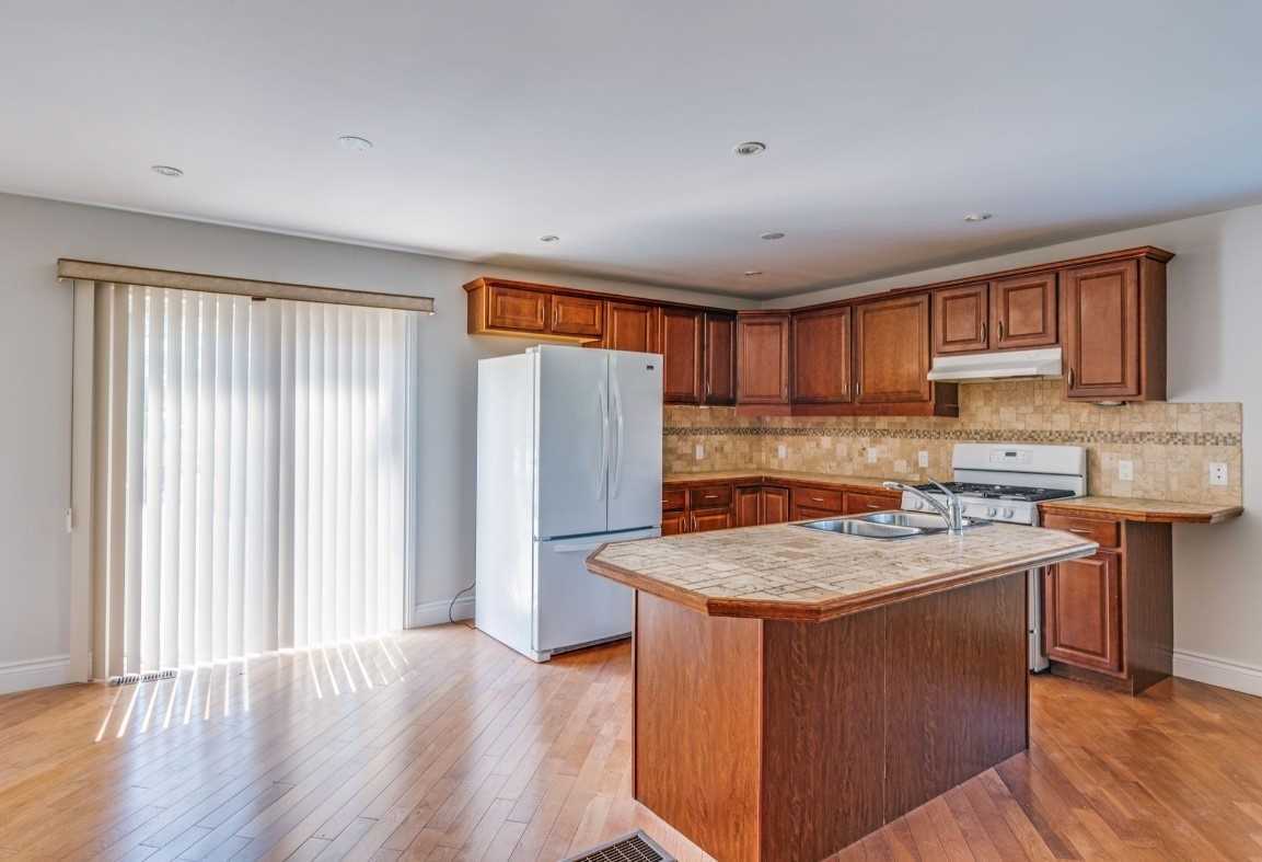 26 Whiting Ave, #Main