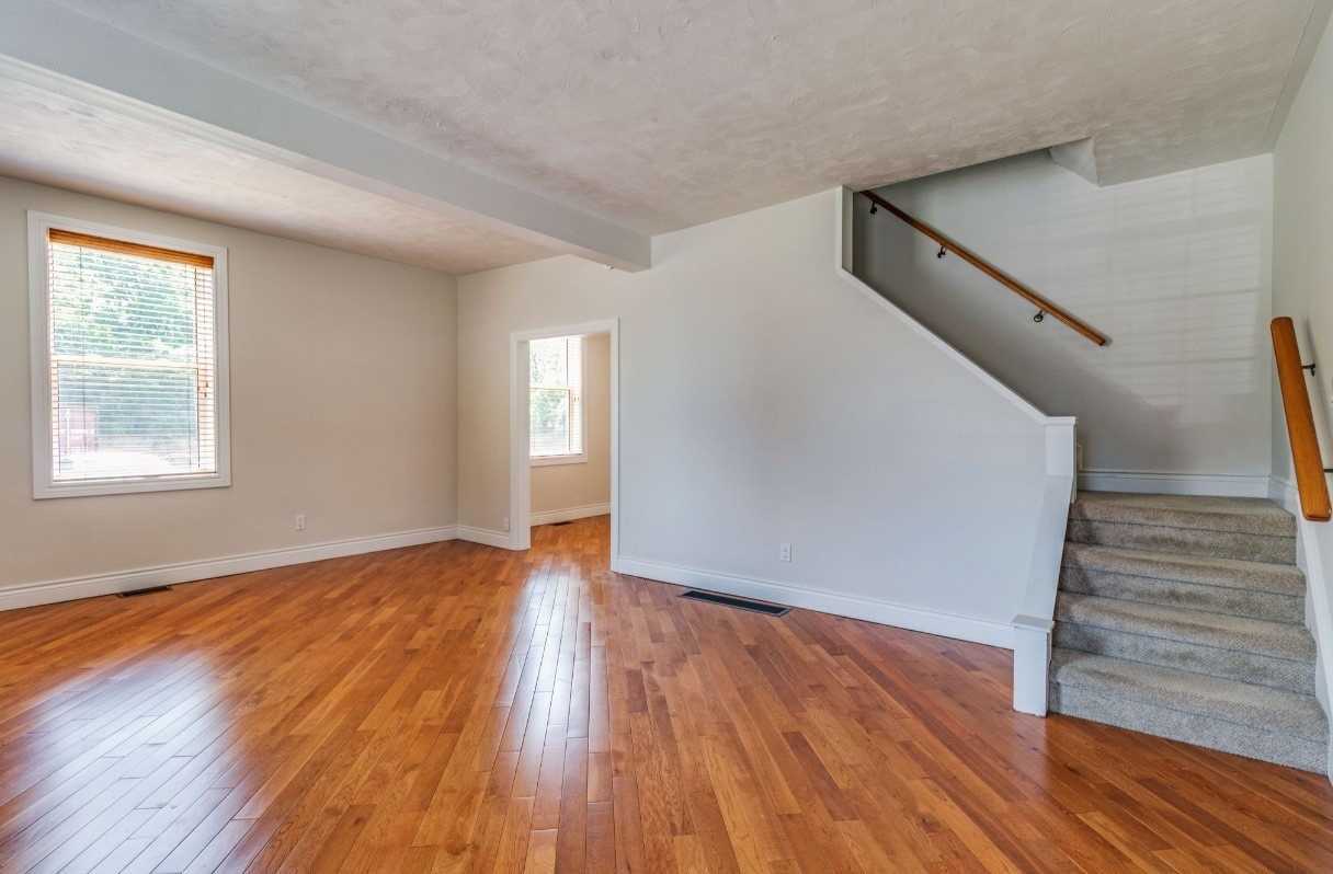 26 Whiting Ave, #Main