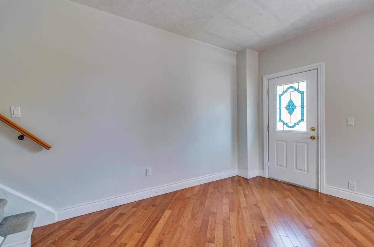 26 Whiting Ave, #Main