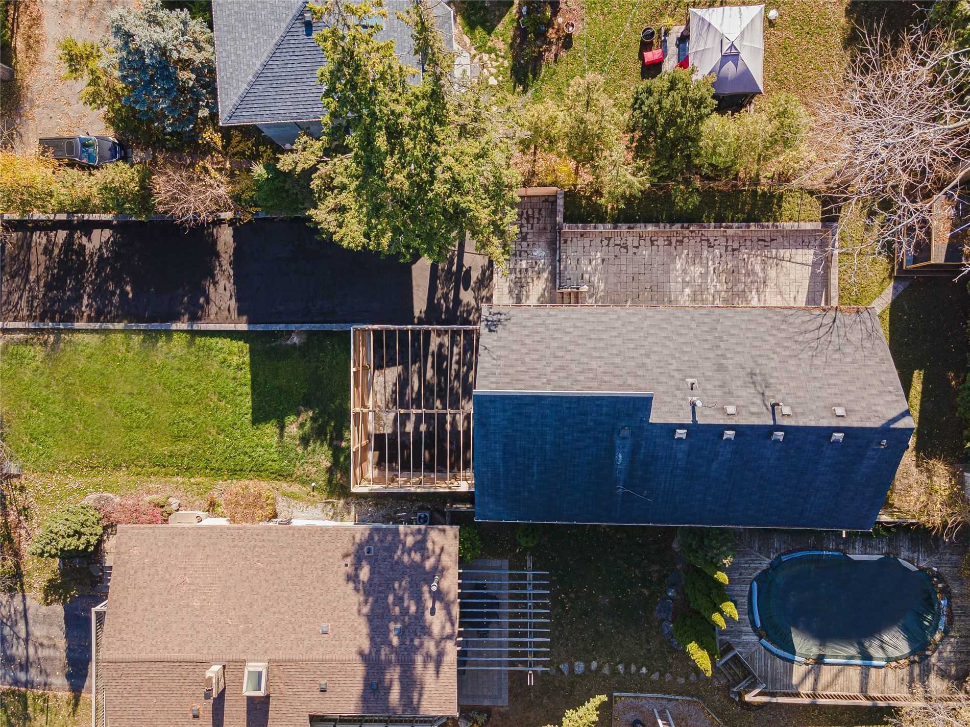 1844 Spruce Hill Road