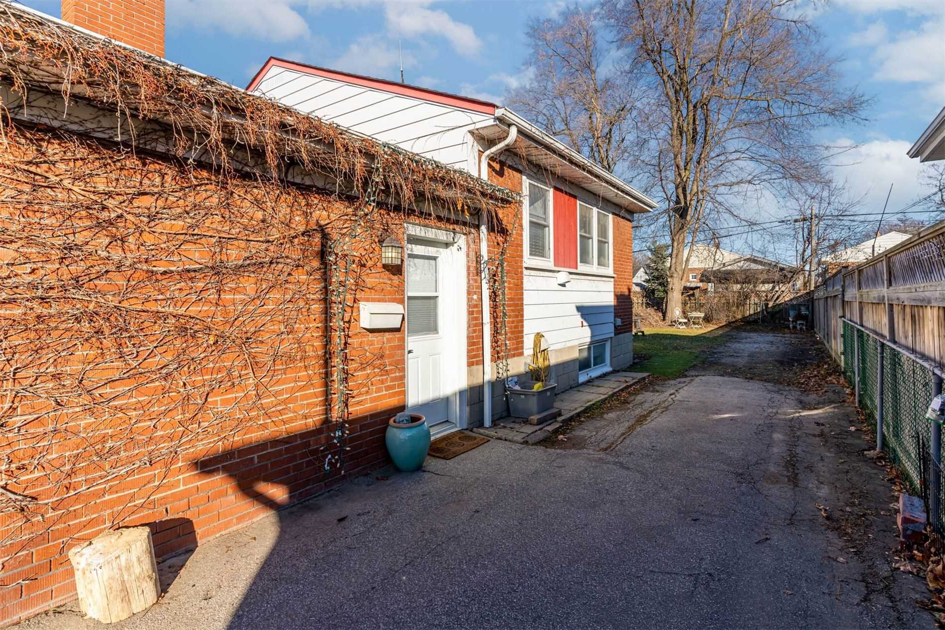 23 Denham Road
