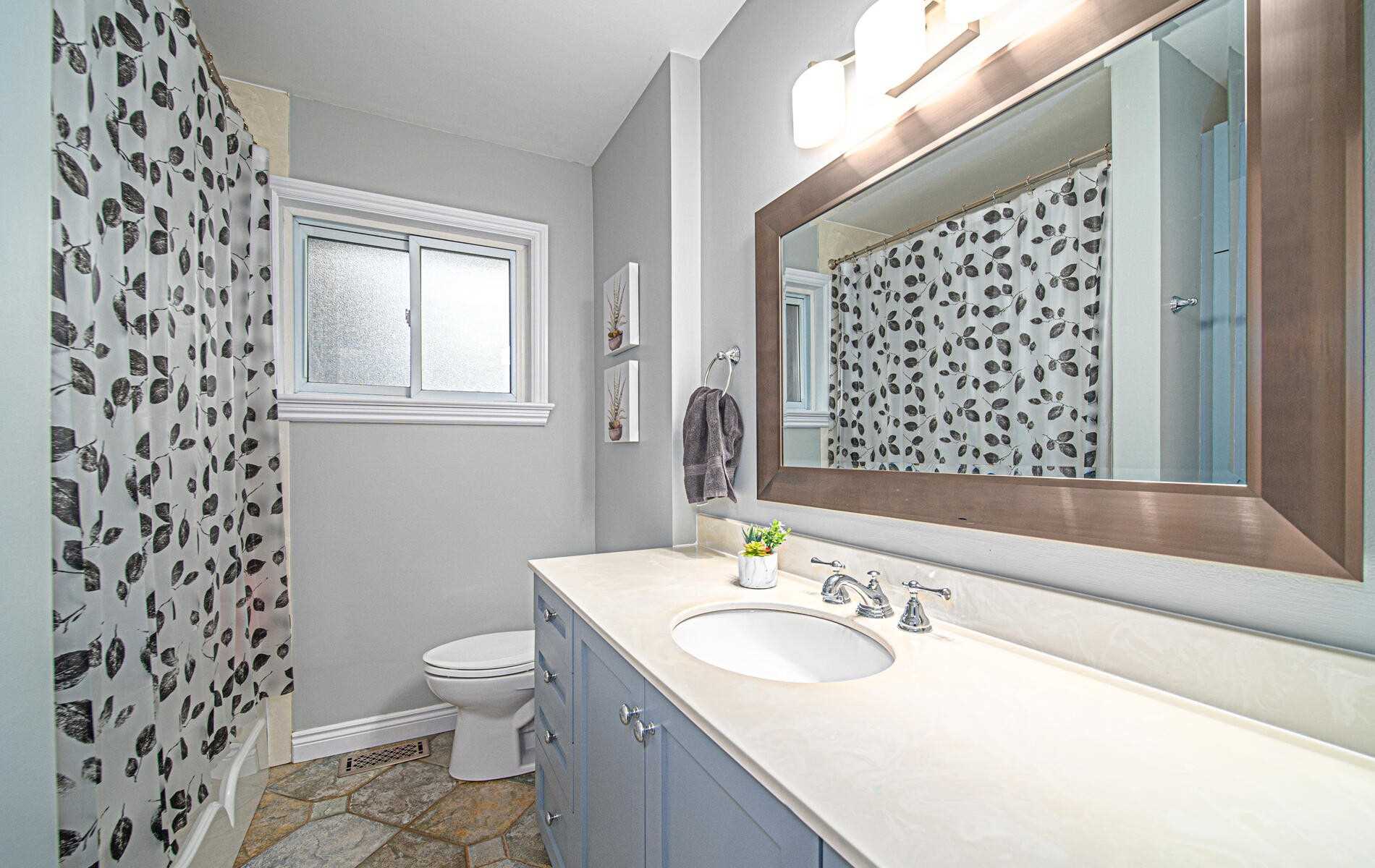 Listing E5841388 - Large Photo # 10