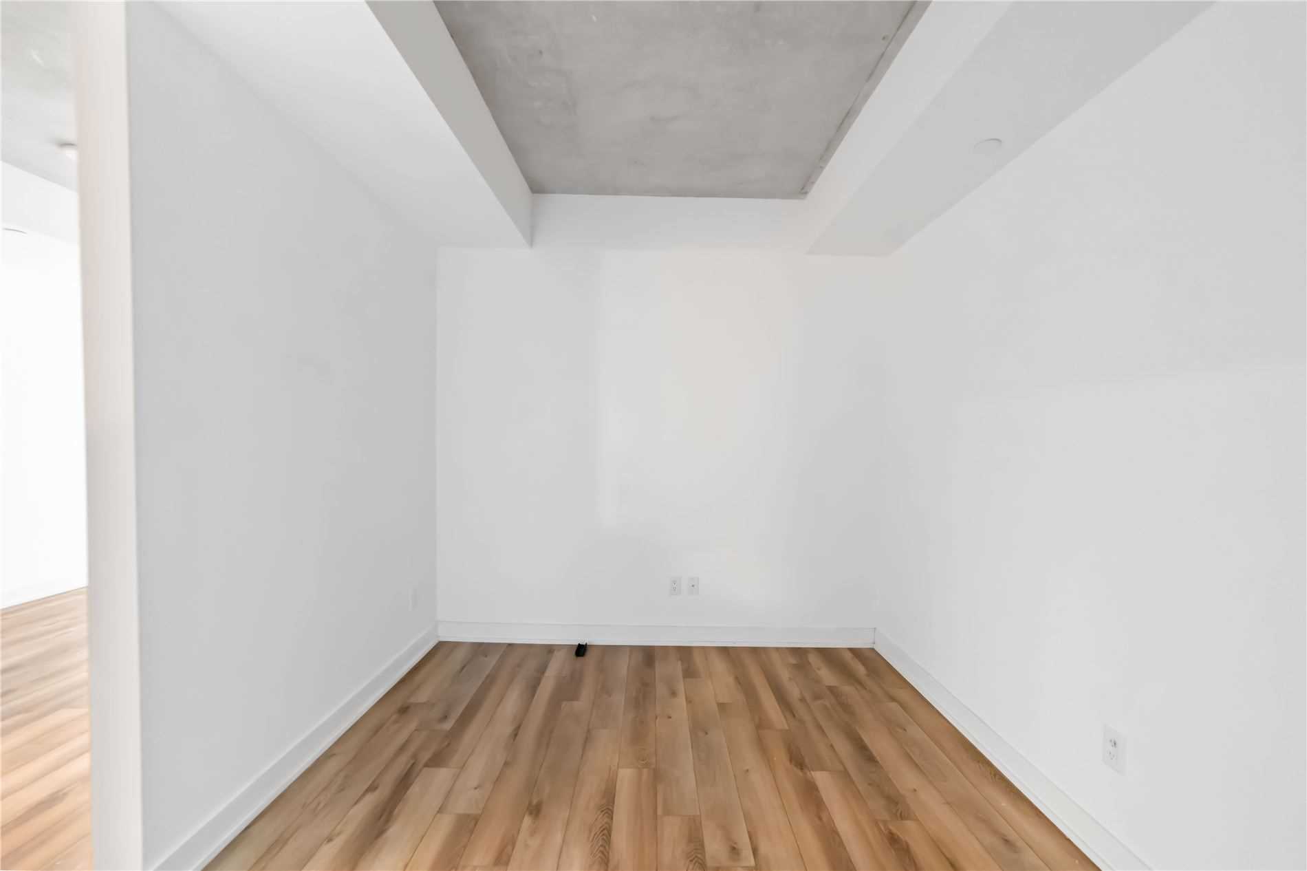 Listing E5842040 - Large Photo # 14