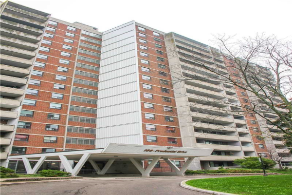 100 Prudential Dr, Toronto