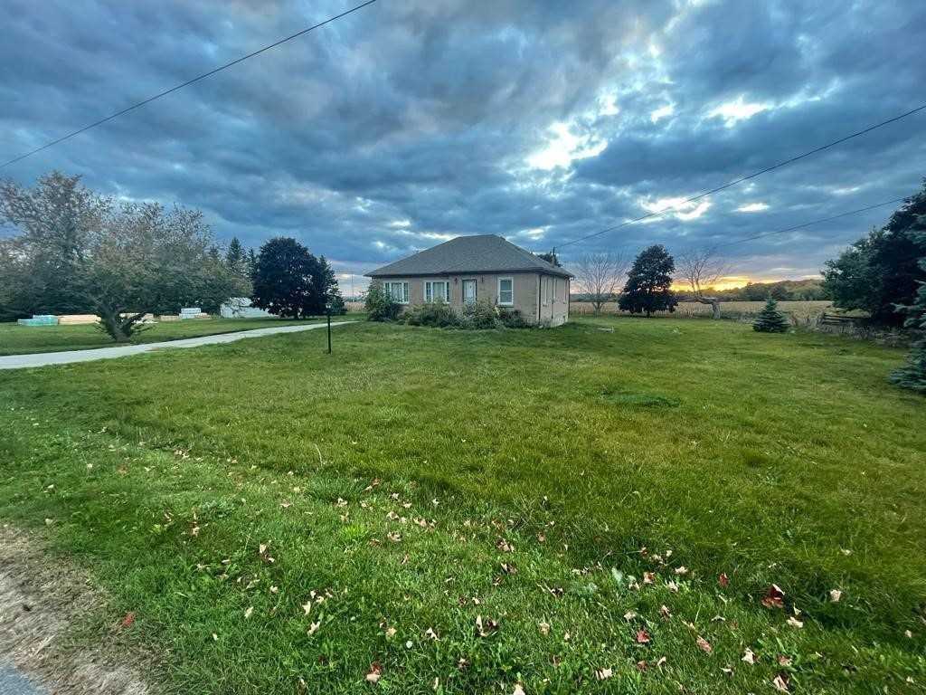 1184 Solina Rd