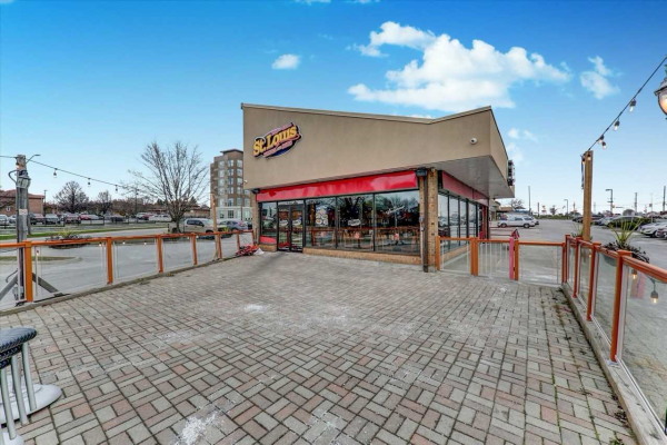 580 King St W, Oshawa