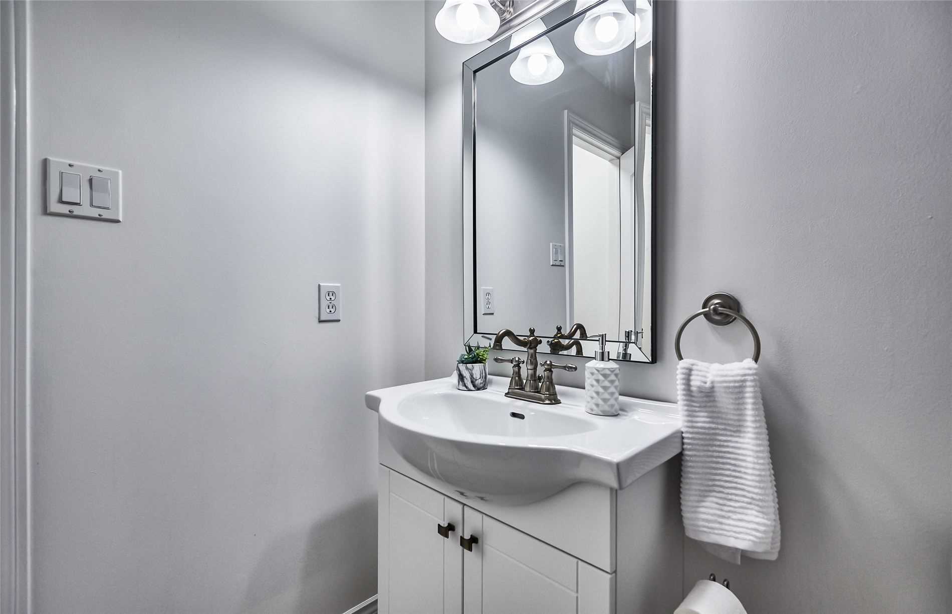 Listing E5845406 - Large Photo # 17