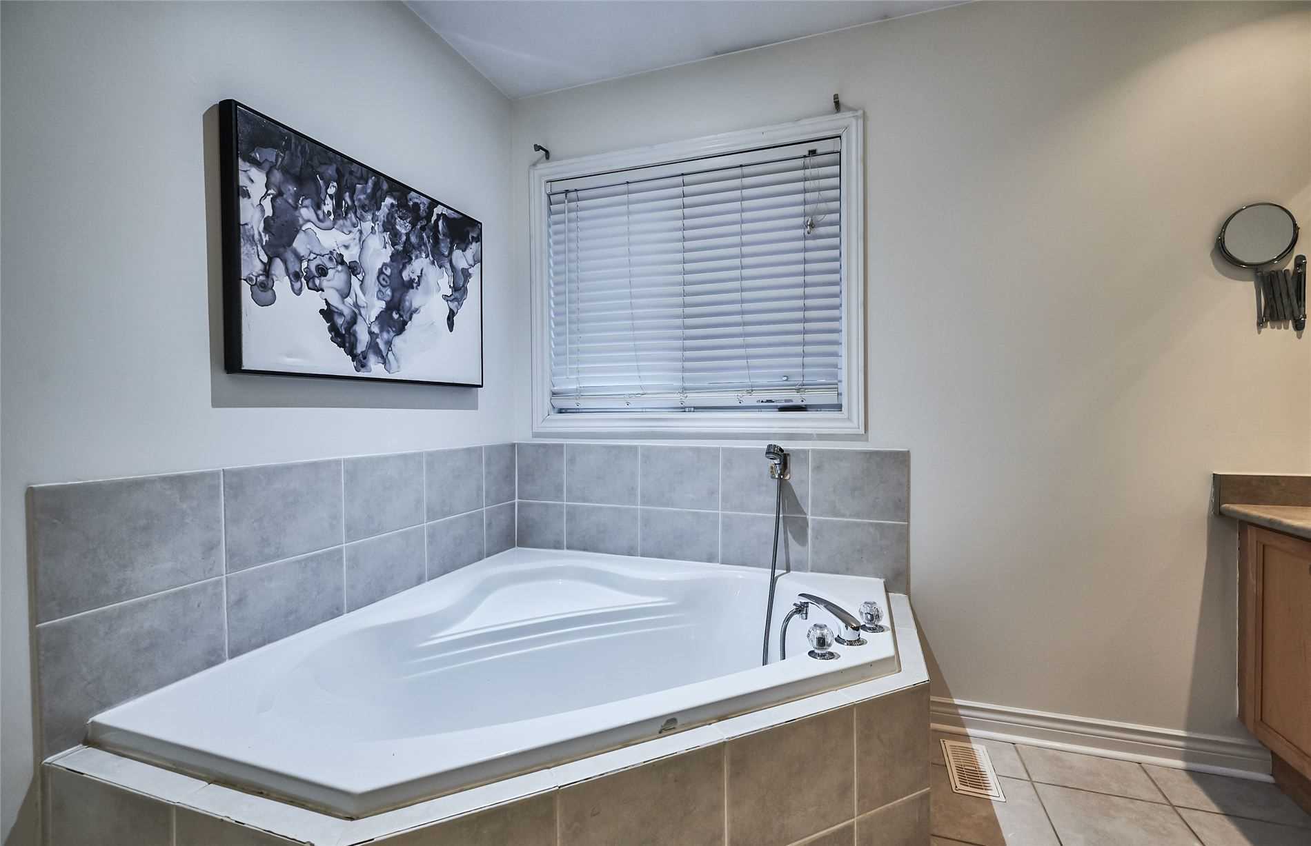 Listing E5845406 - Large Photo # 25
