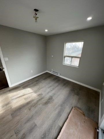 850 Carlaw Avenue, #3rd Flr