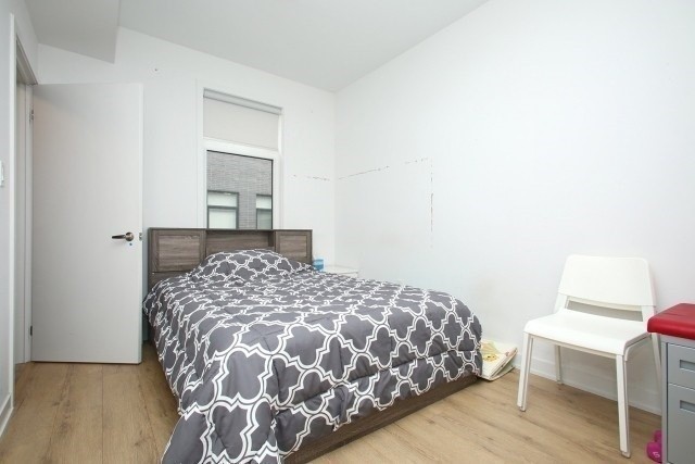 1740 Simcoe St N, #40