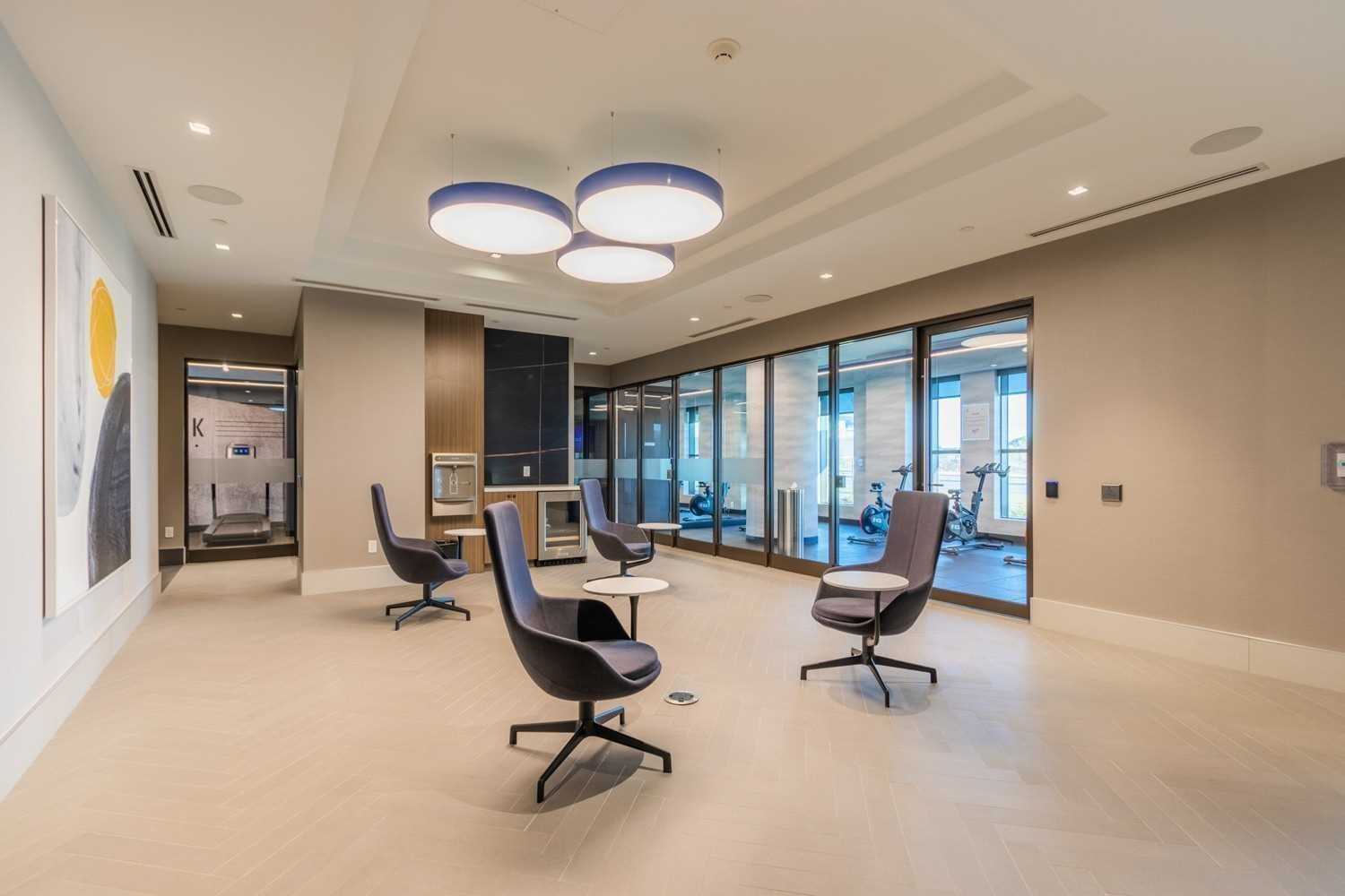2550 Simcoe St N, #1709