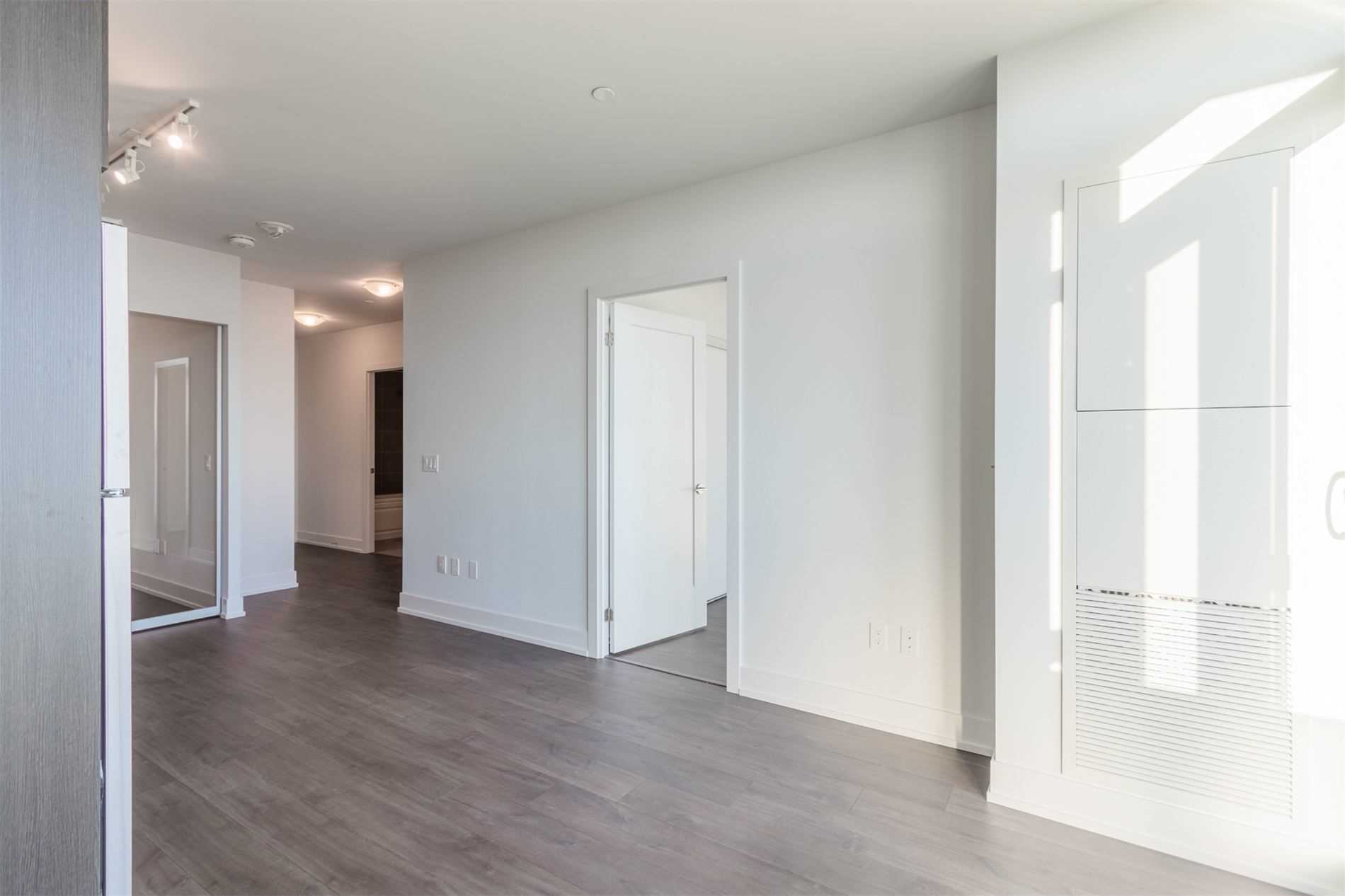 2550 Simcoe St N, #1709