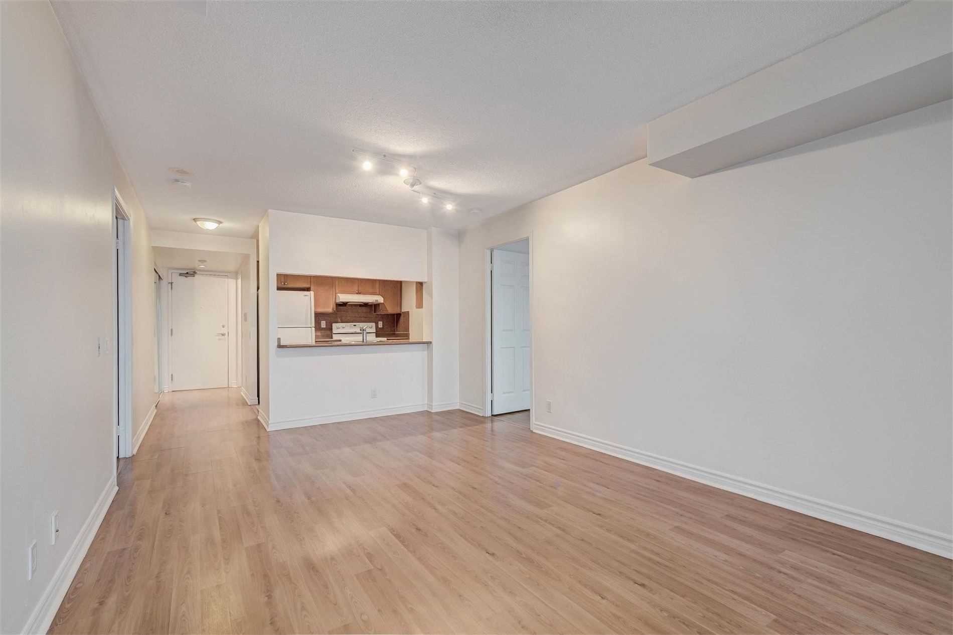 18 Mondeo Drive, #928