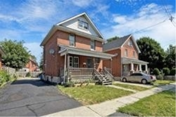 156 Agnes St, Oshawa