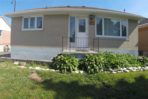 577 Shakespeare Ave, Oshawa