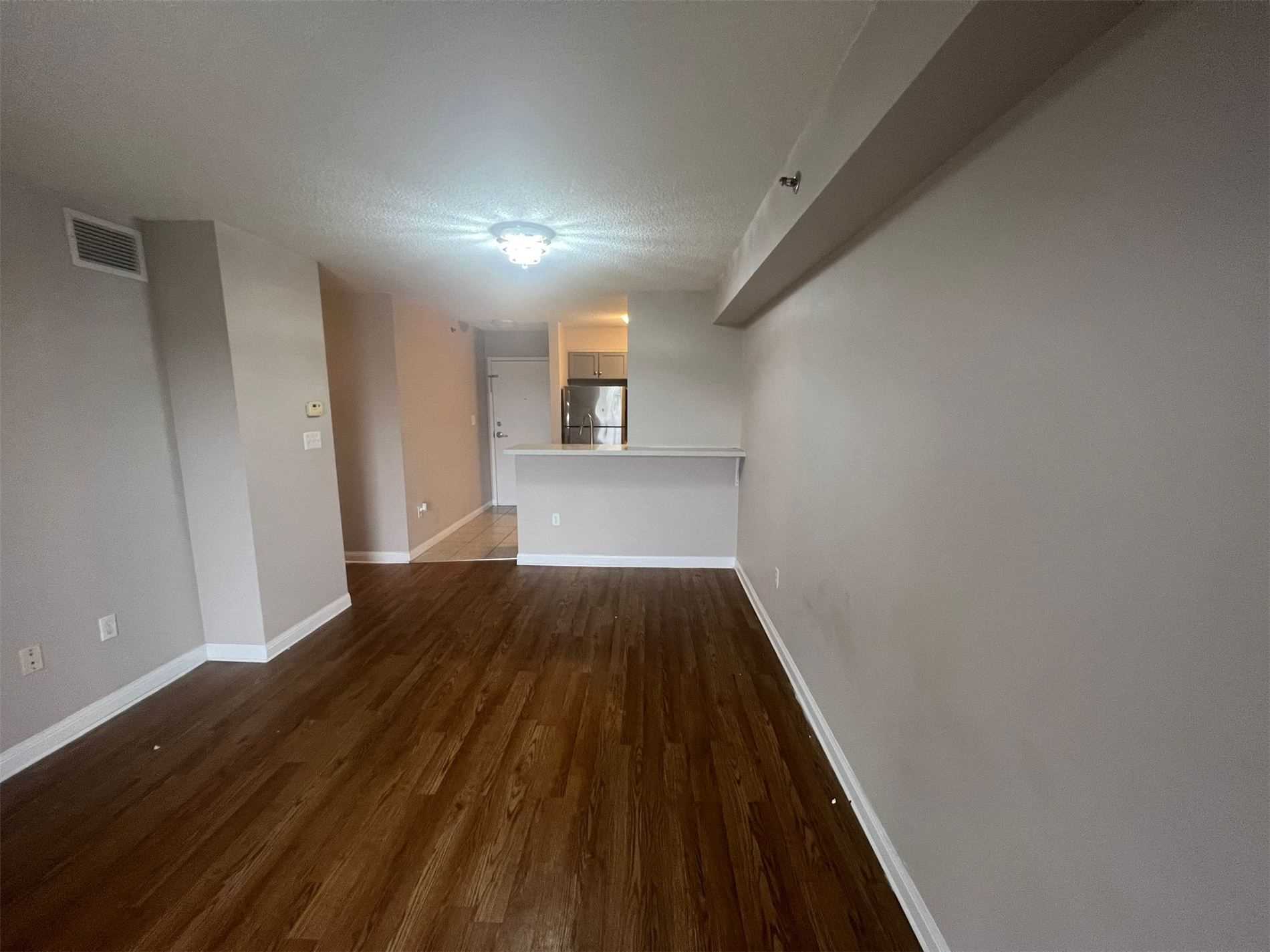 5225 Finch Ave E, #408