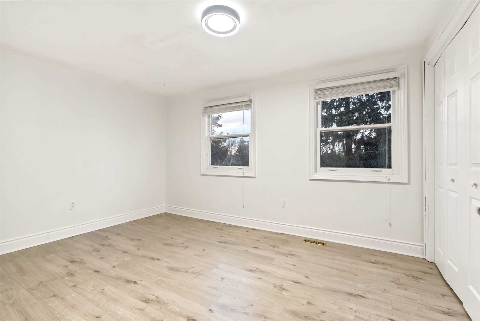 Listing E5857290 - Large Photo # 19