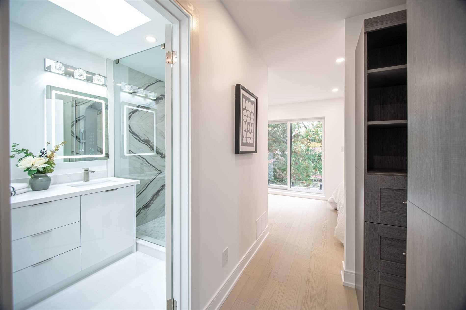 168 Oak Park Ave
