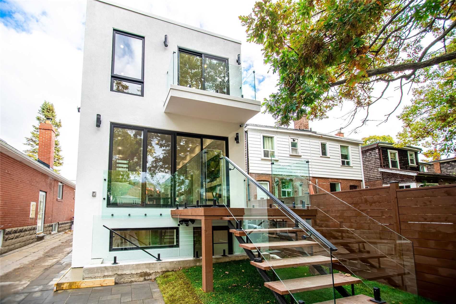 168 Oak Park Ave