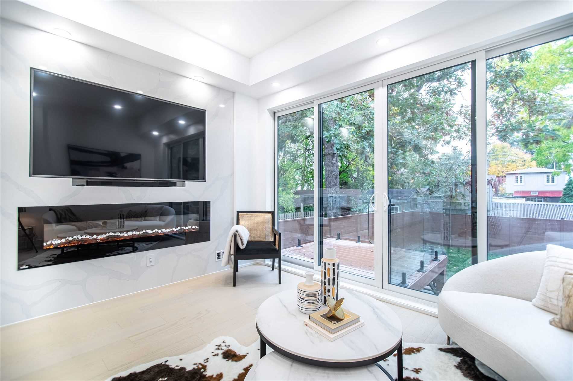 168 Oak Park Ave