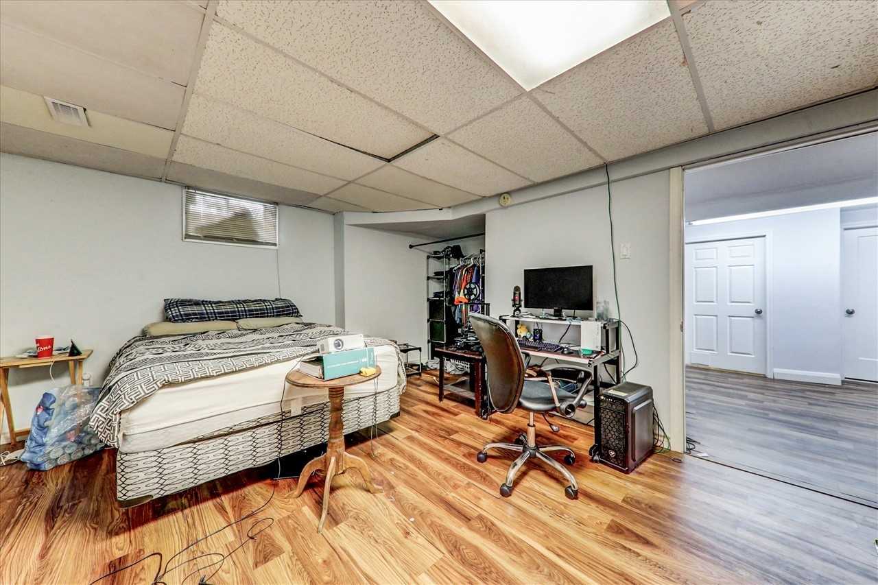 Listing E5858140 - Large Photo # 31