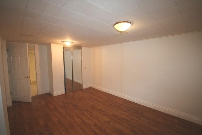 64 Admiral Rd