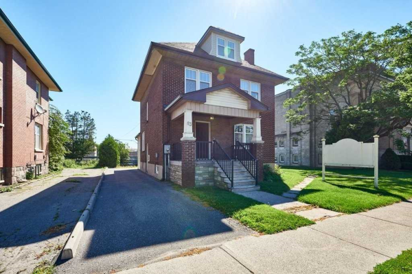 83 Centre St S, Oshawa