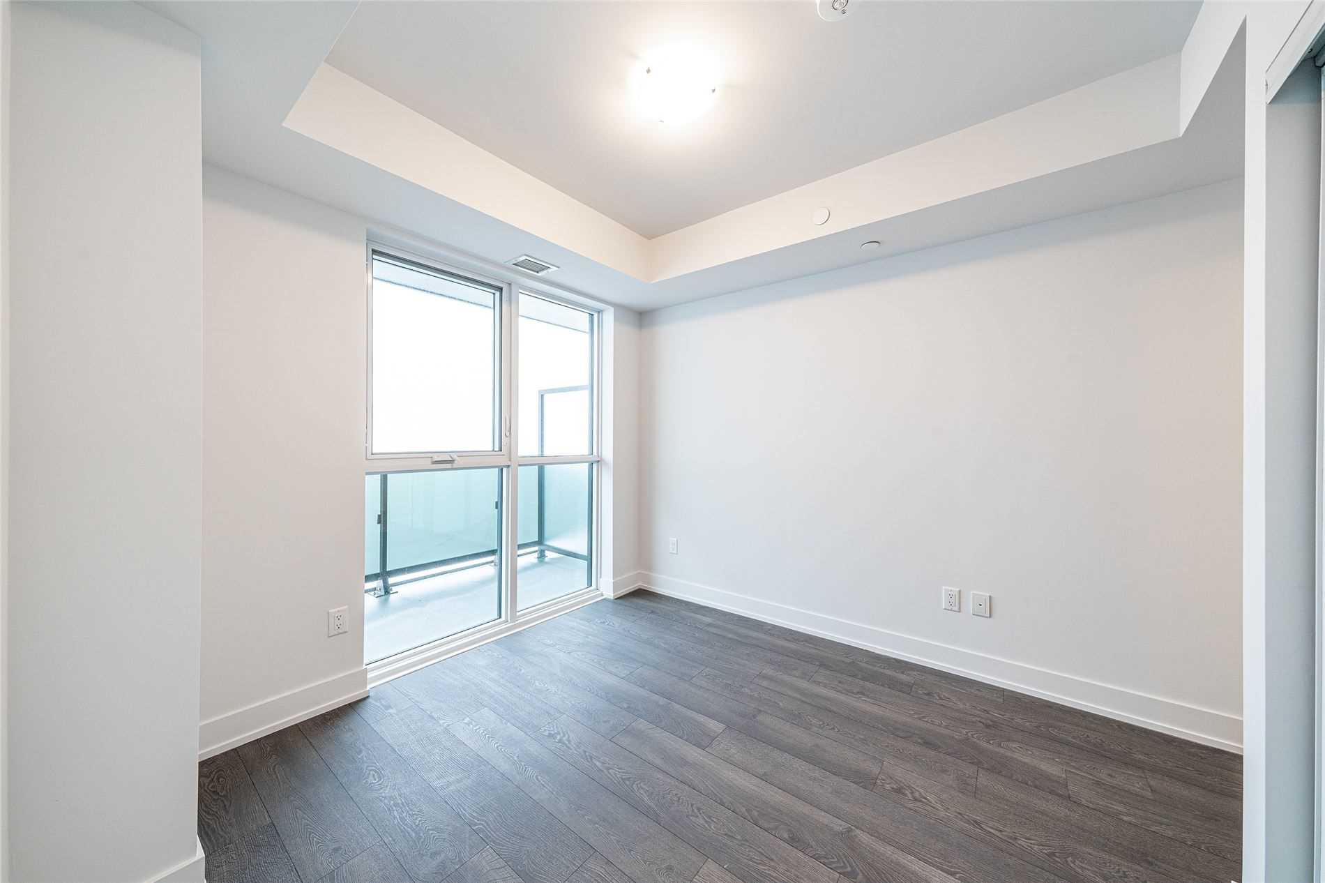 2550 Simcoe St N, #2114