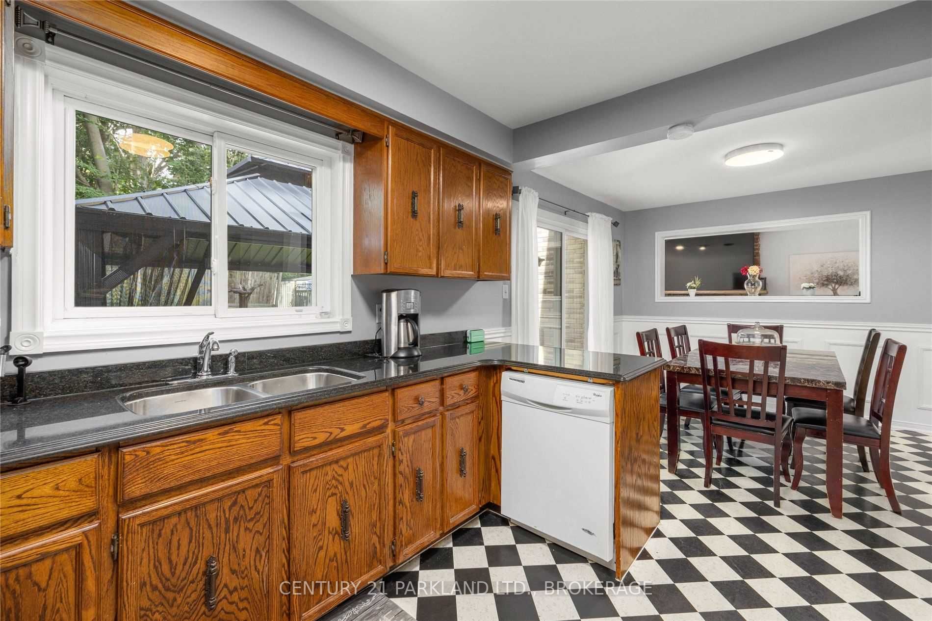 Listing E5860370 - Large Photo # 14
