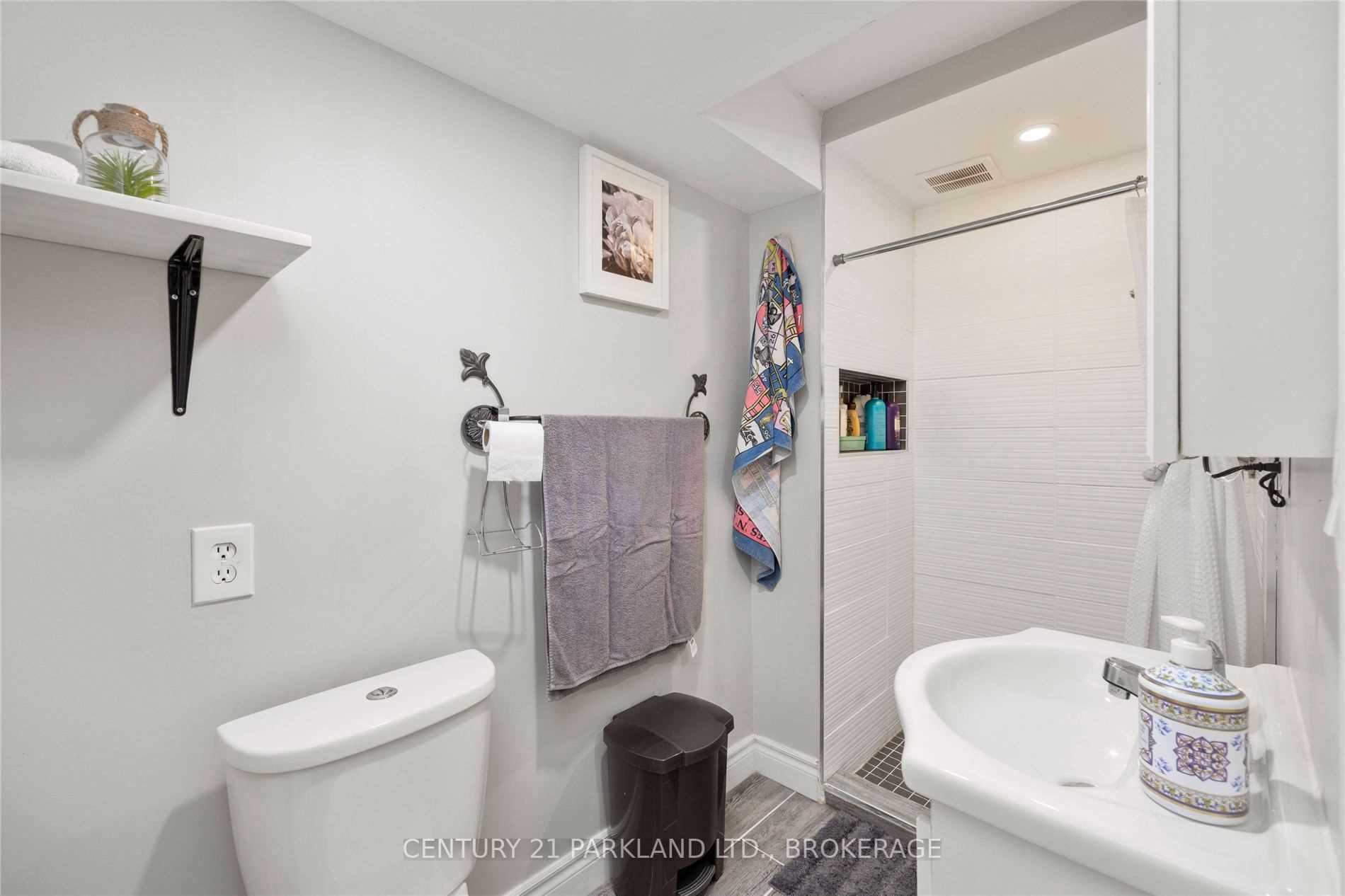 Listing E5860370 - Large Photo # 32