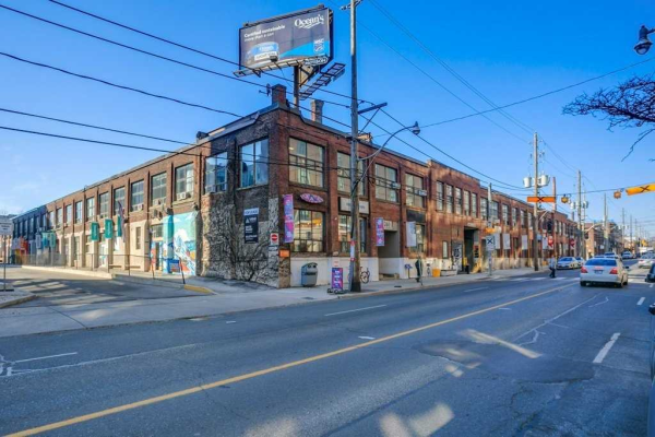302 Carlaw Ave, Toronto