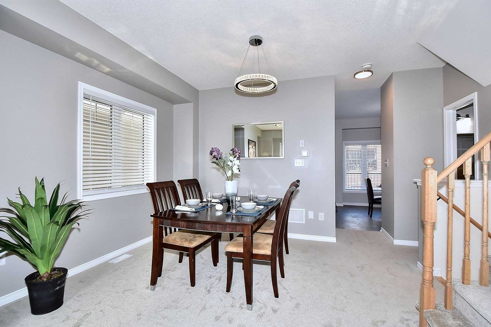 13 Devineridge Ave