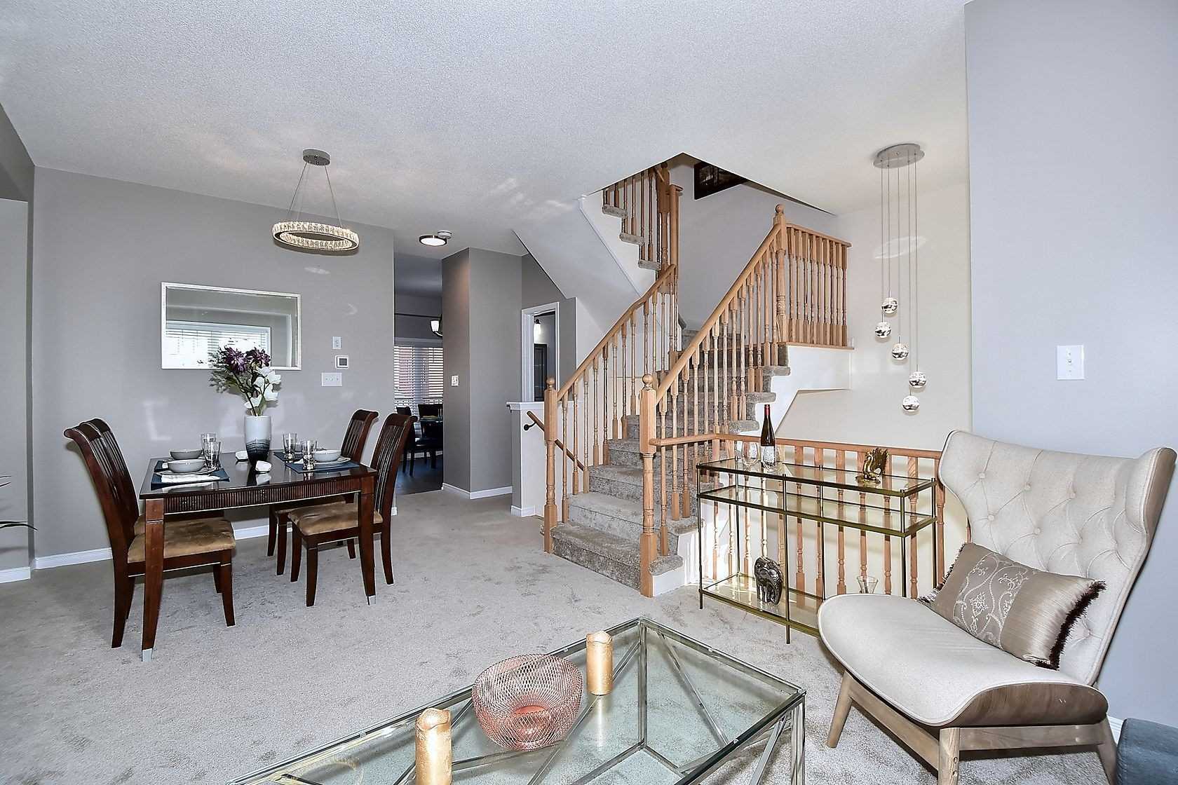 13 Devineridge Ave