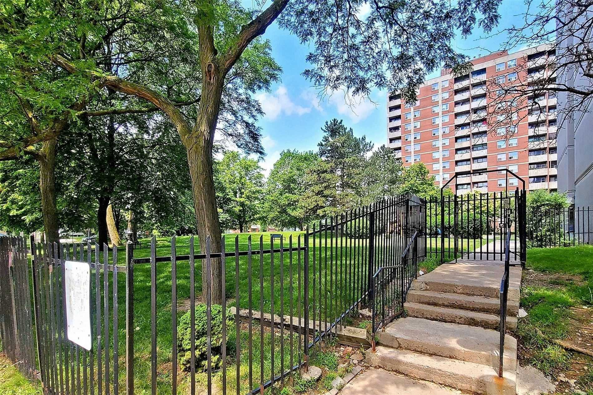 20 Gilder Dr, #Ph 06