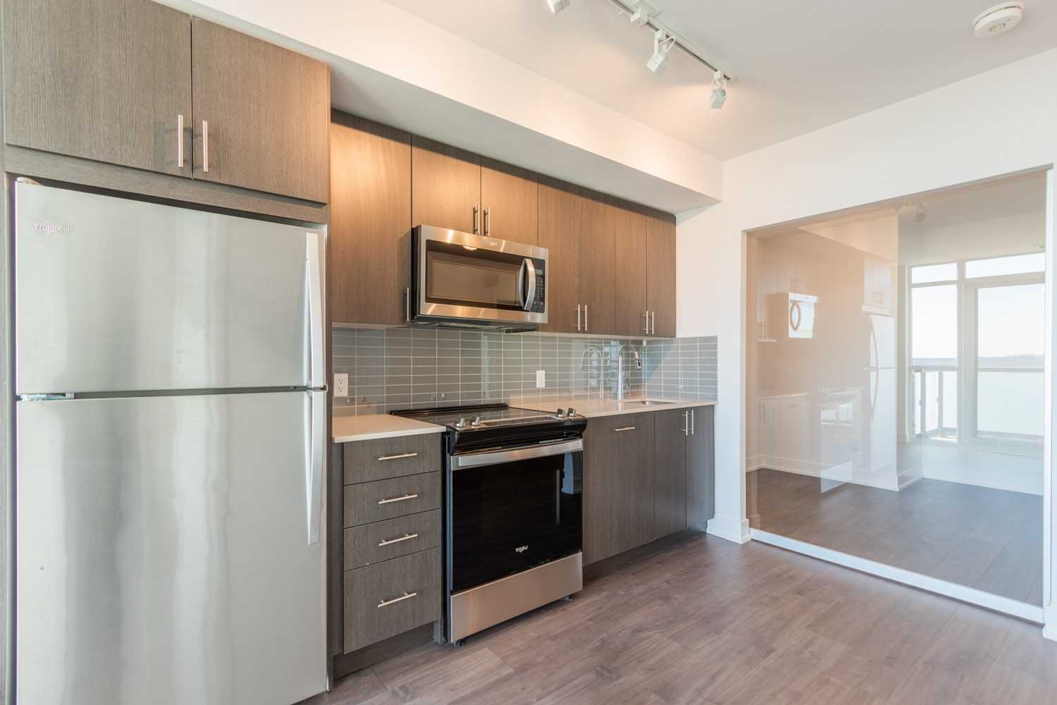 2550 Simcoe Street N, #1709