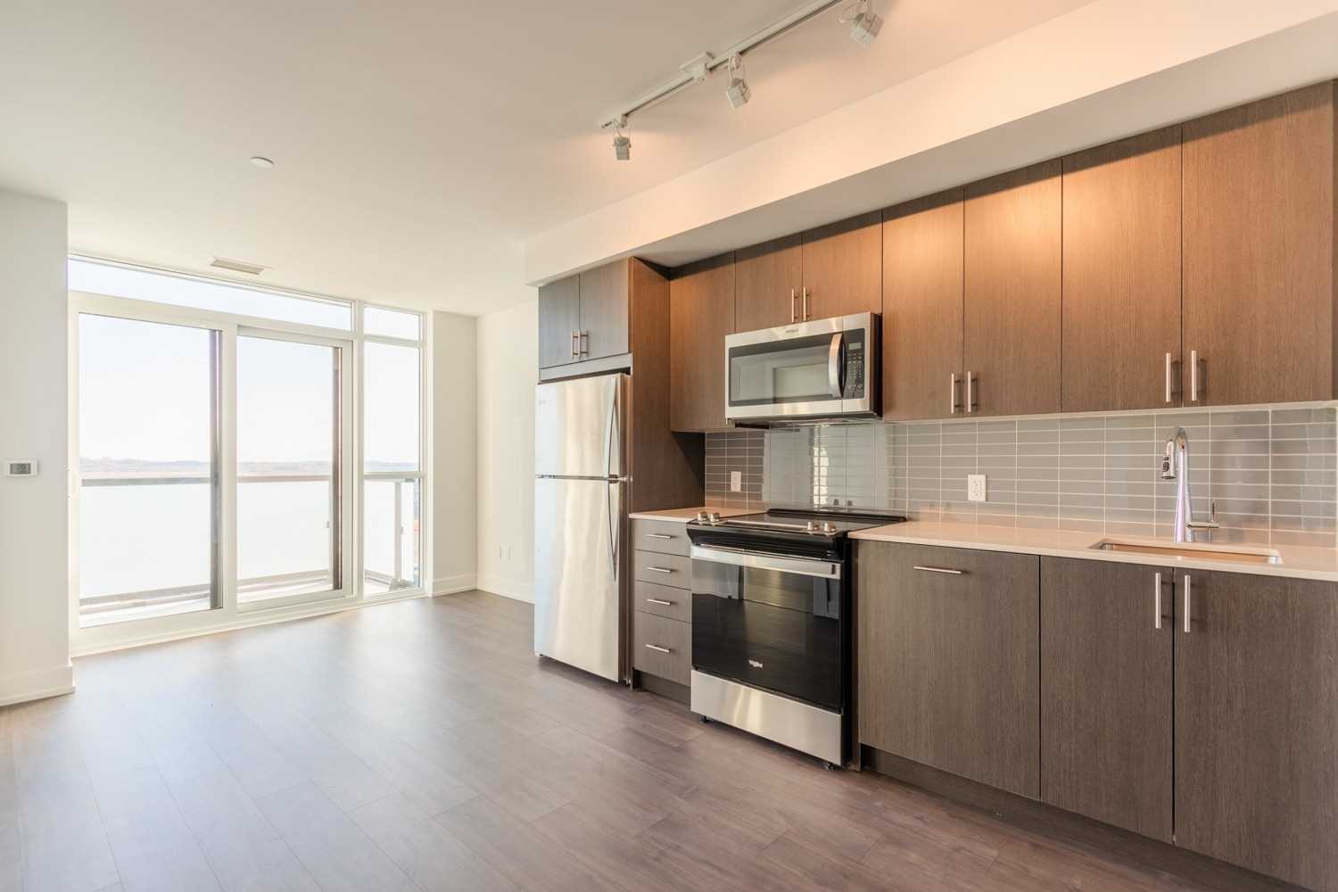 2550 Simcoe Street N, #1709