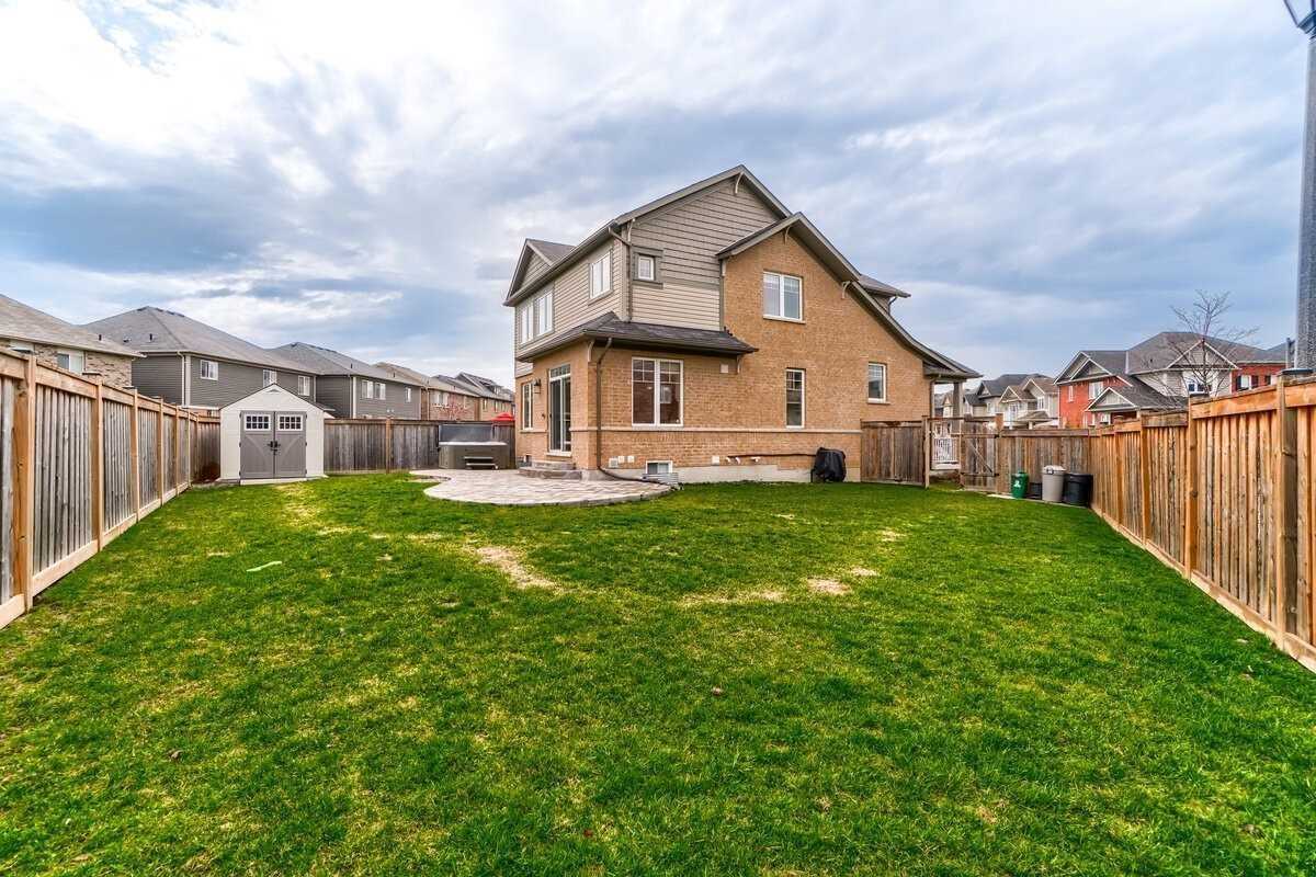161 Blackwell Crescent