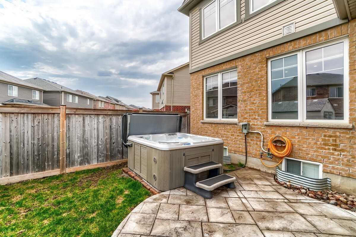 161 Blackwell Crescent