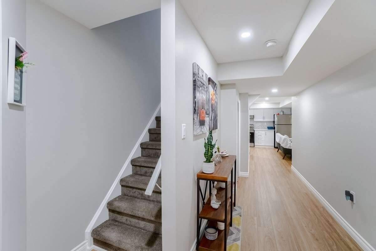 161 Blackwell Crescent
