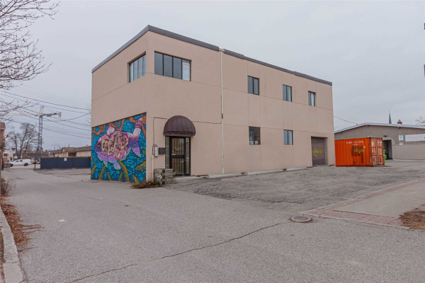 151 Brock St N, Whitby