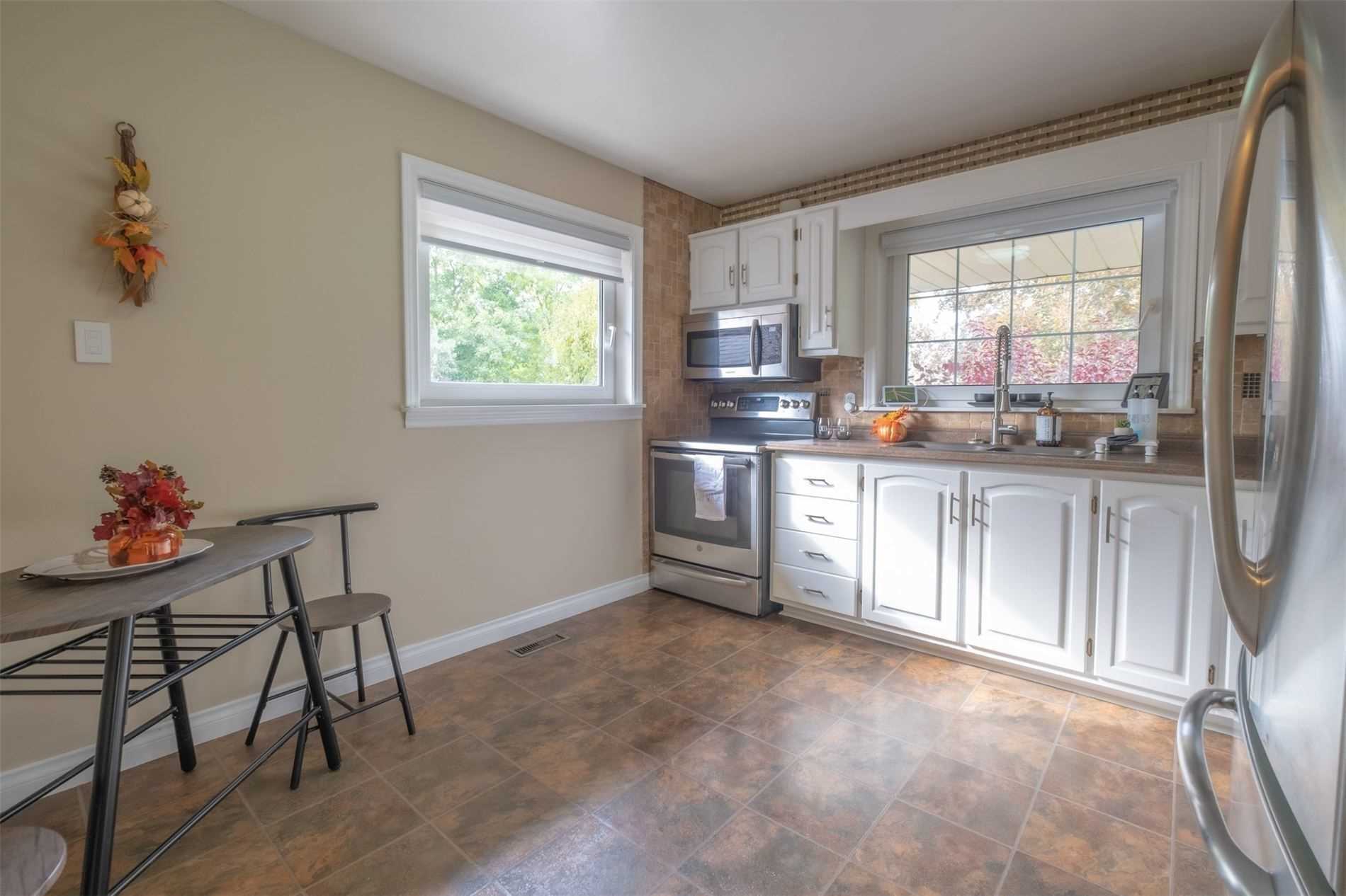 Listing E5865398 - Large Photo # 15