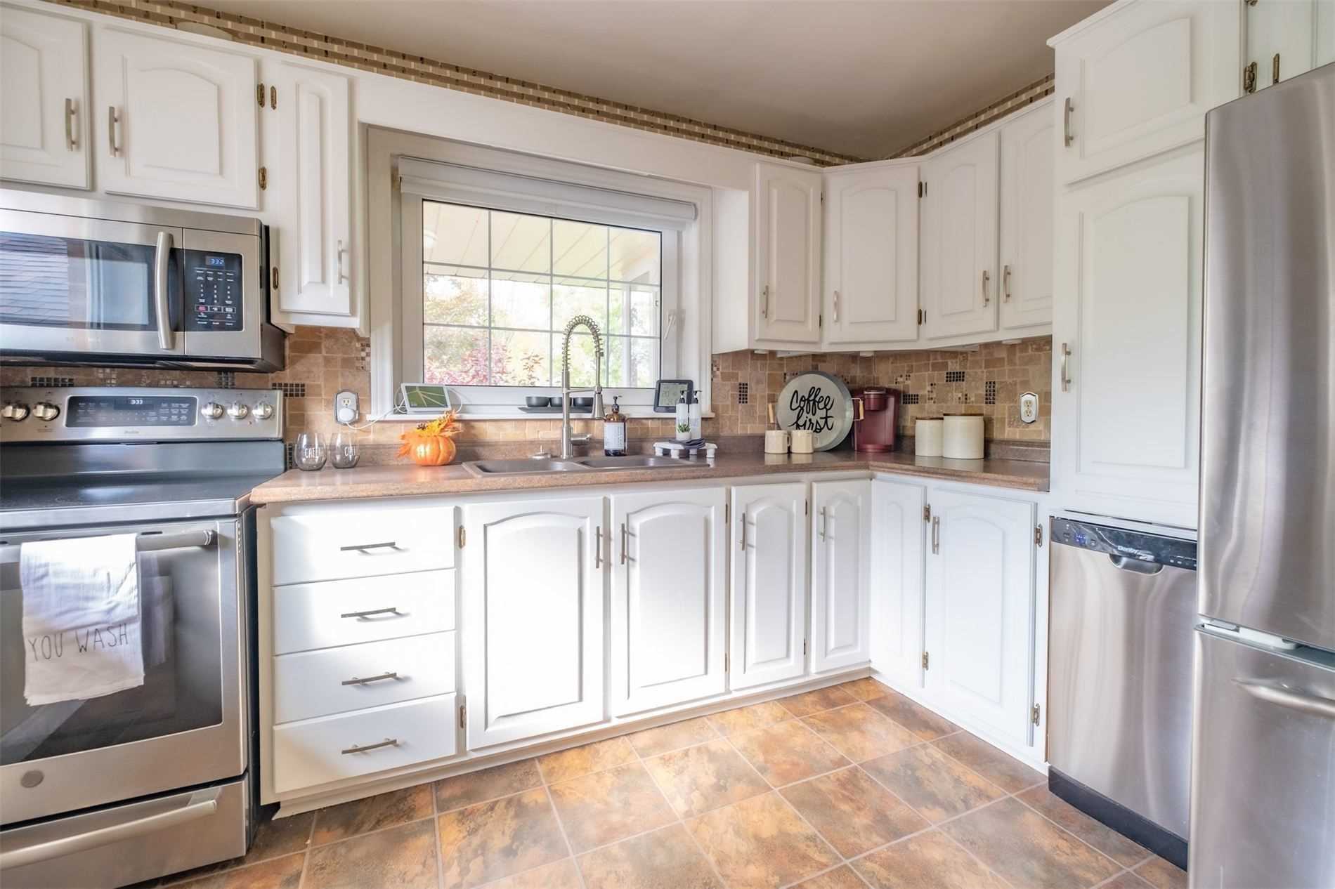 Listing E5865398 - Large Photo # 14