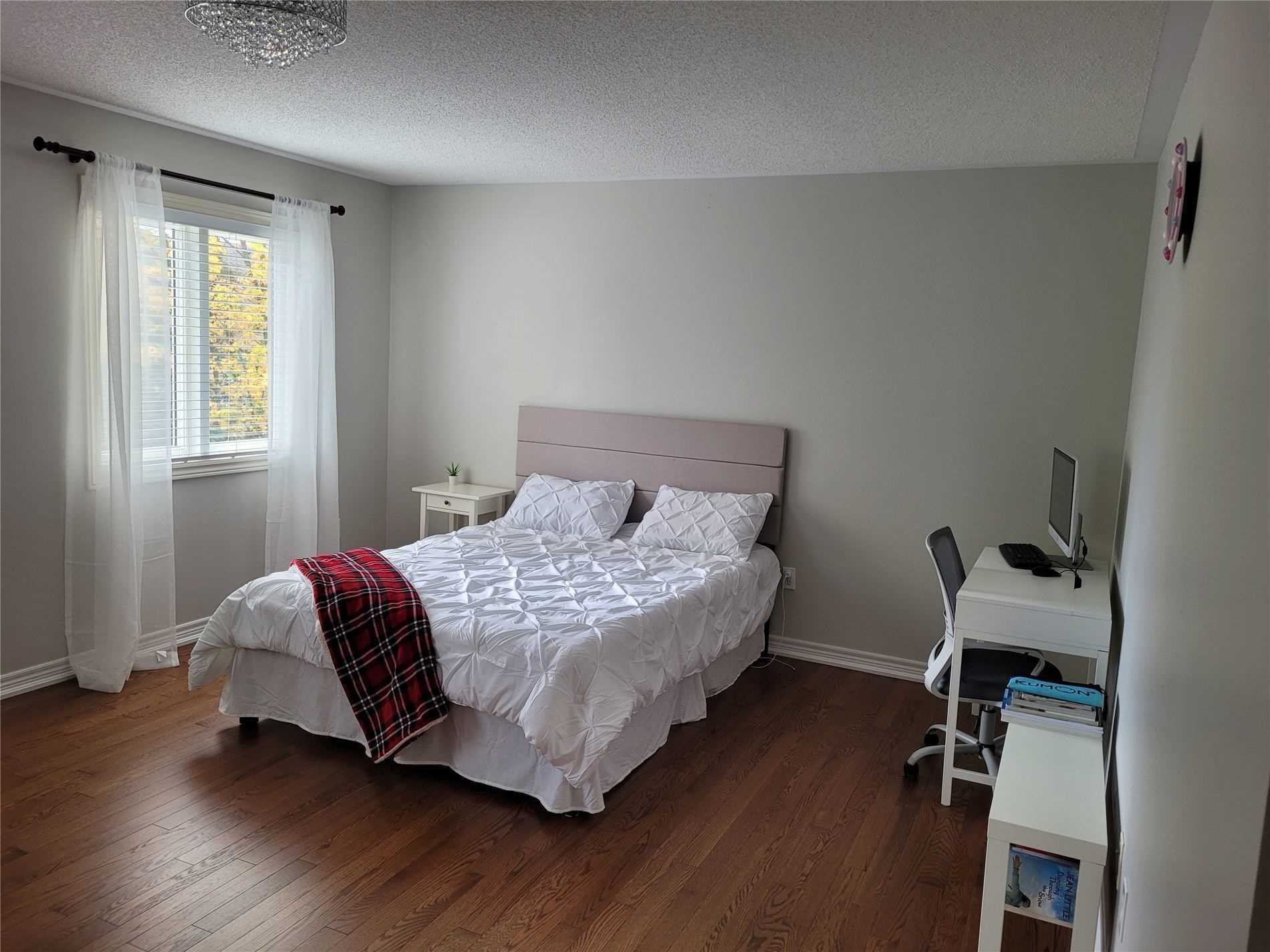 191 Woodbine Avenue