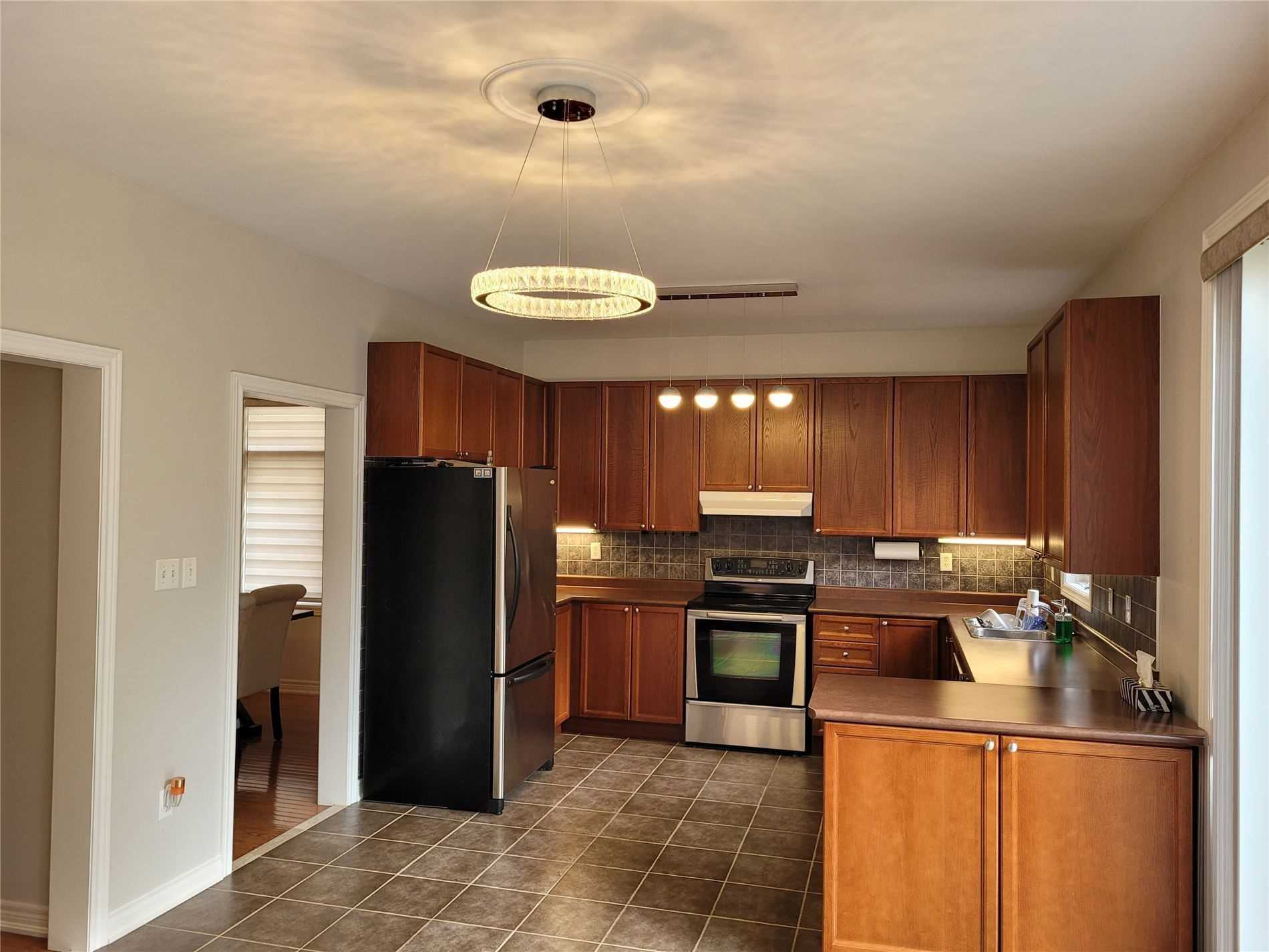 191 Woodbine Avenue