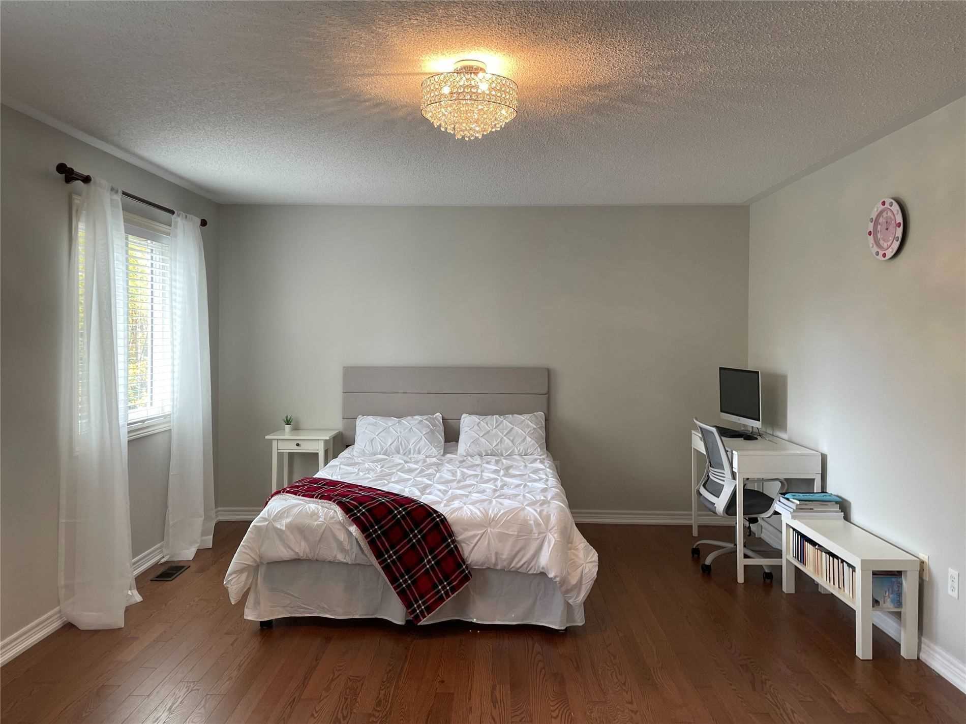 191 Woodbine Avenue