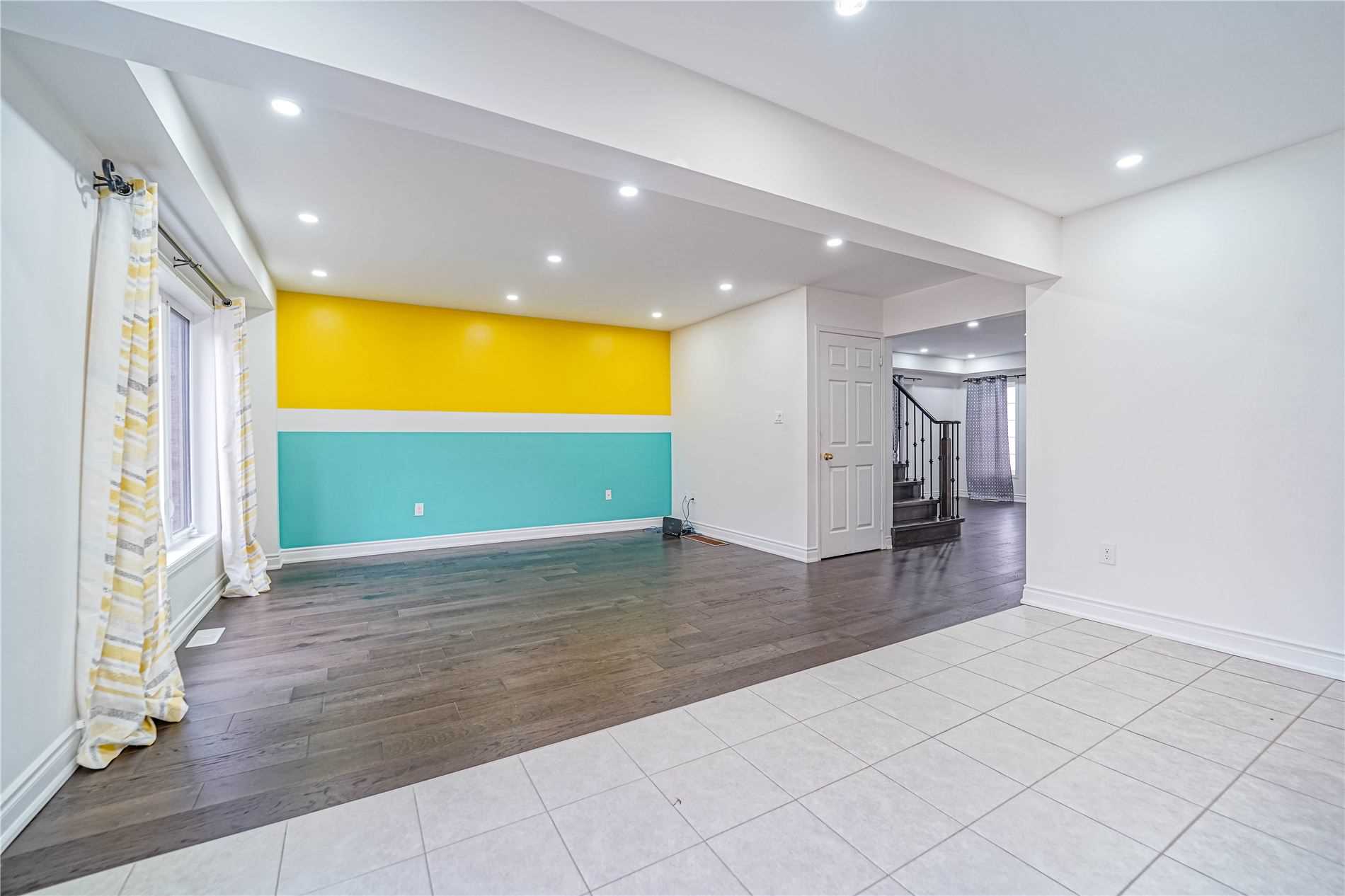 7 Raithby Crescent