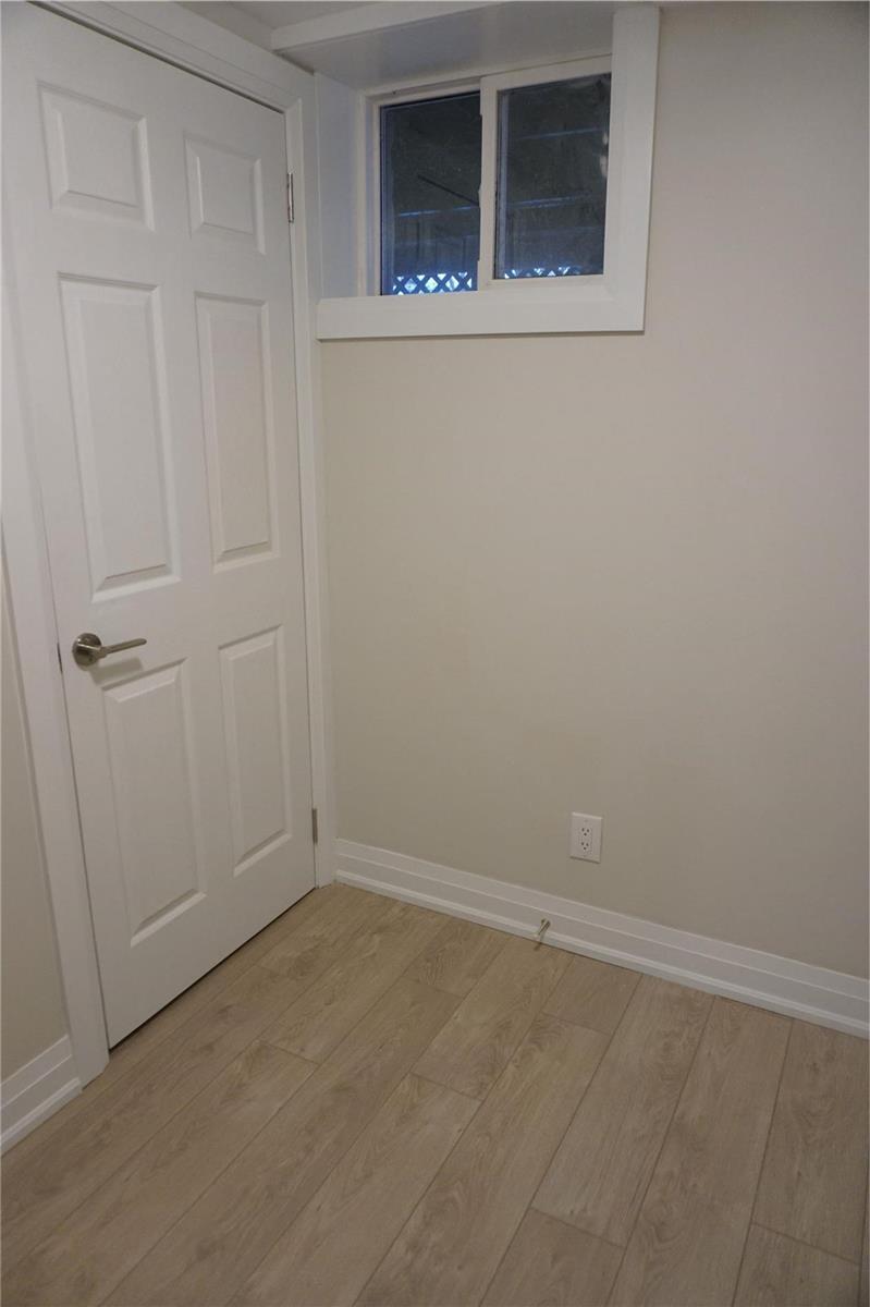 77 Cromwell Avenue, #Lower