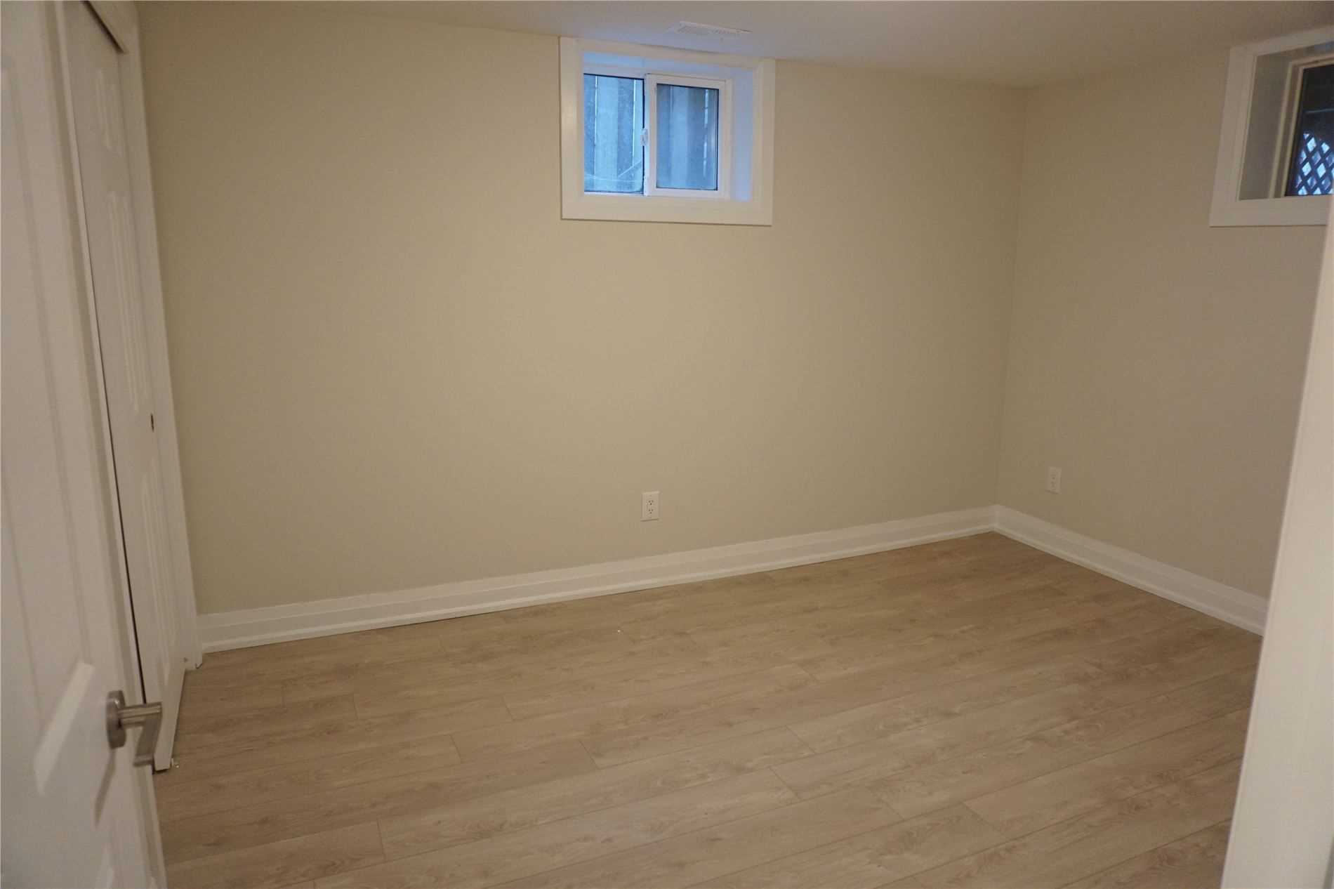 77 Cromwell Avenue, #Lower