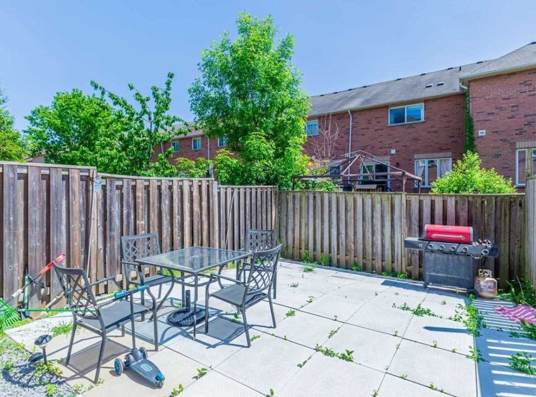 84 Wilkie Lane